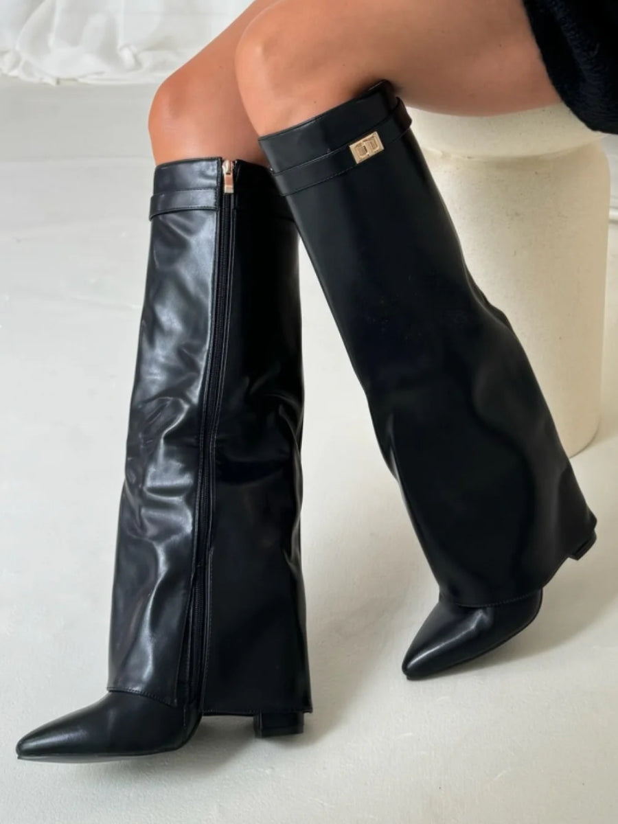 High-quality elegant women's shoes – golden details