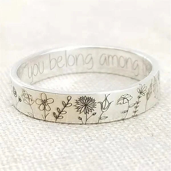 Elegant Silver Ring with Subtle Details