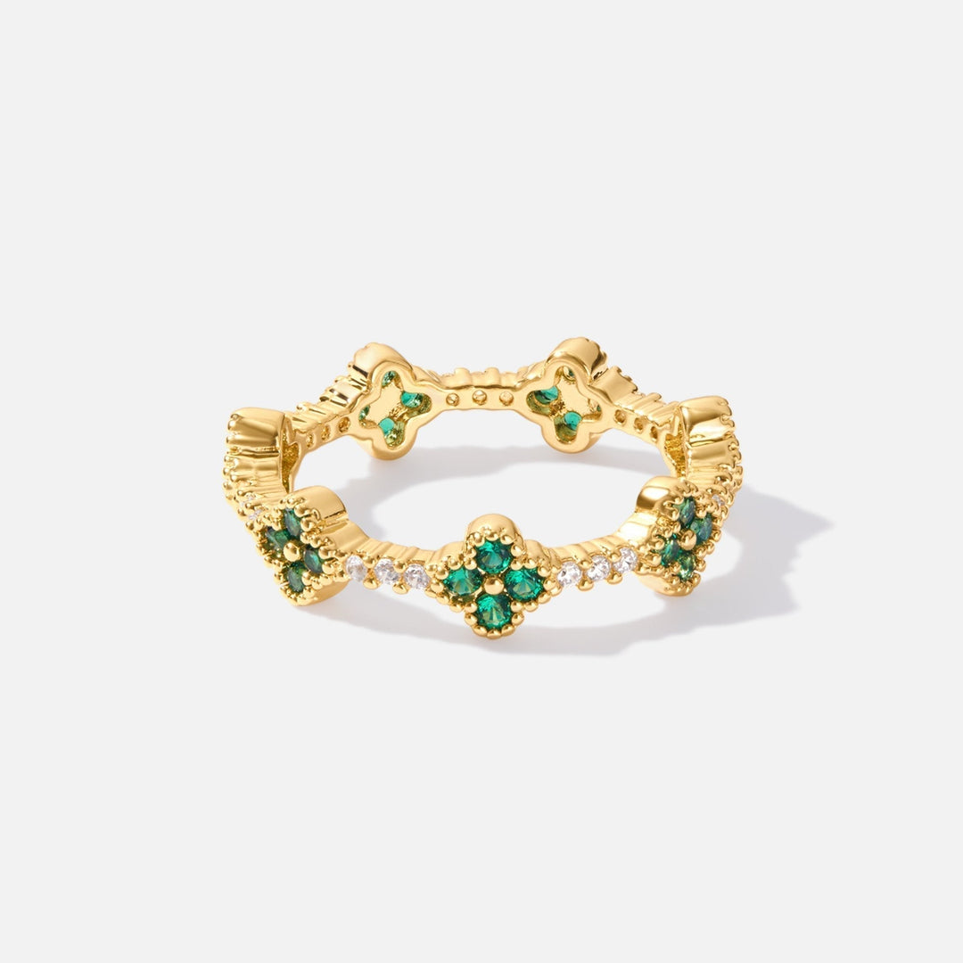 Four-leaf clover ring in silver with sparkling crystals