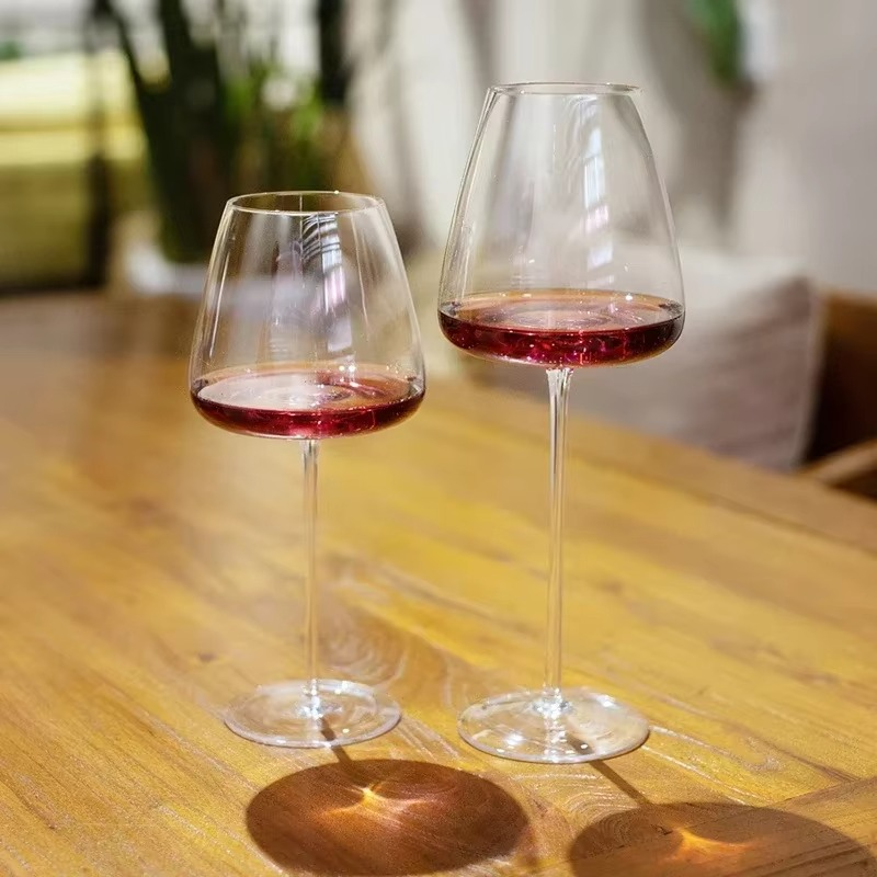 Crystal Wine Glasses | LuxeSip | Handmade Elegance