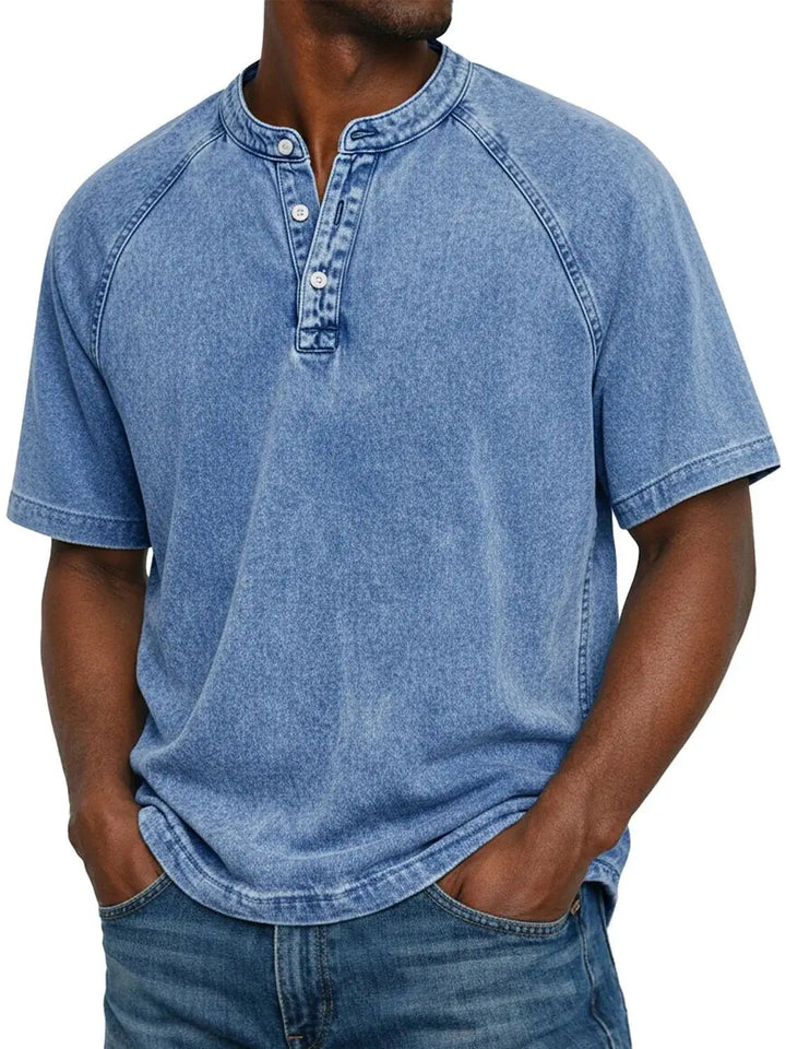 Men's short-sleeved casual T-shirt with raglan sleeves in washed Henley style