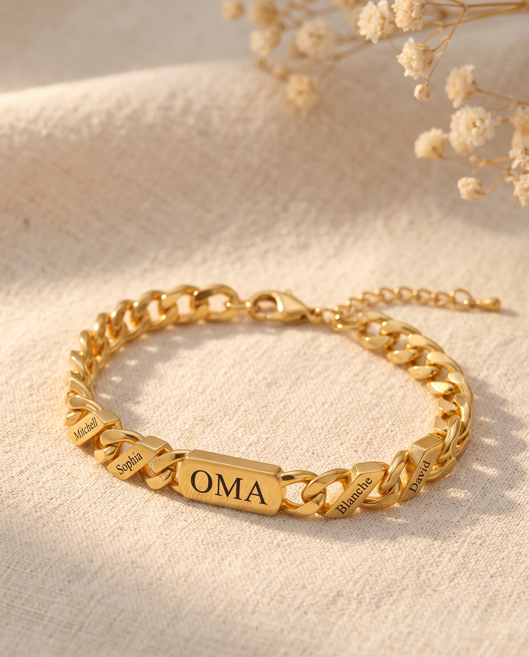 Personalized Family Link Bracelet with Engraved Names – Silver or Gold