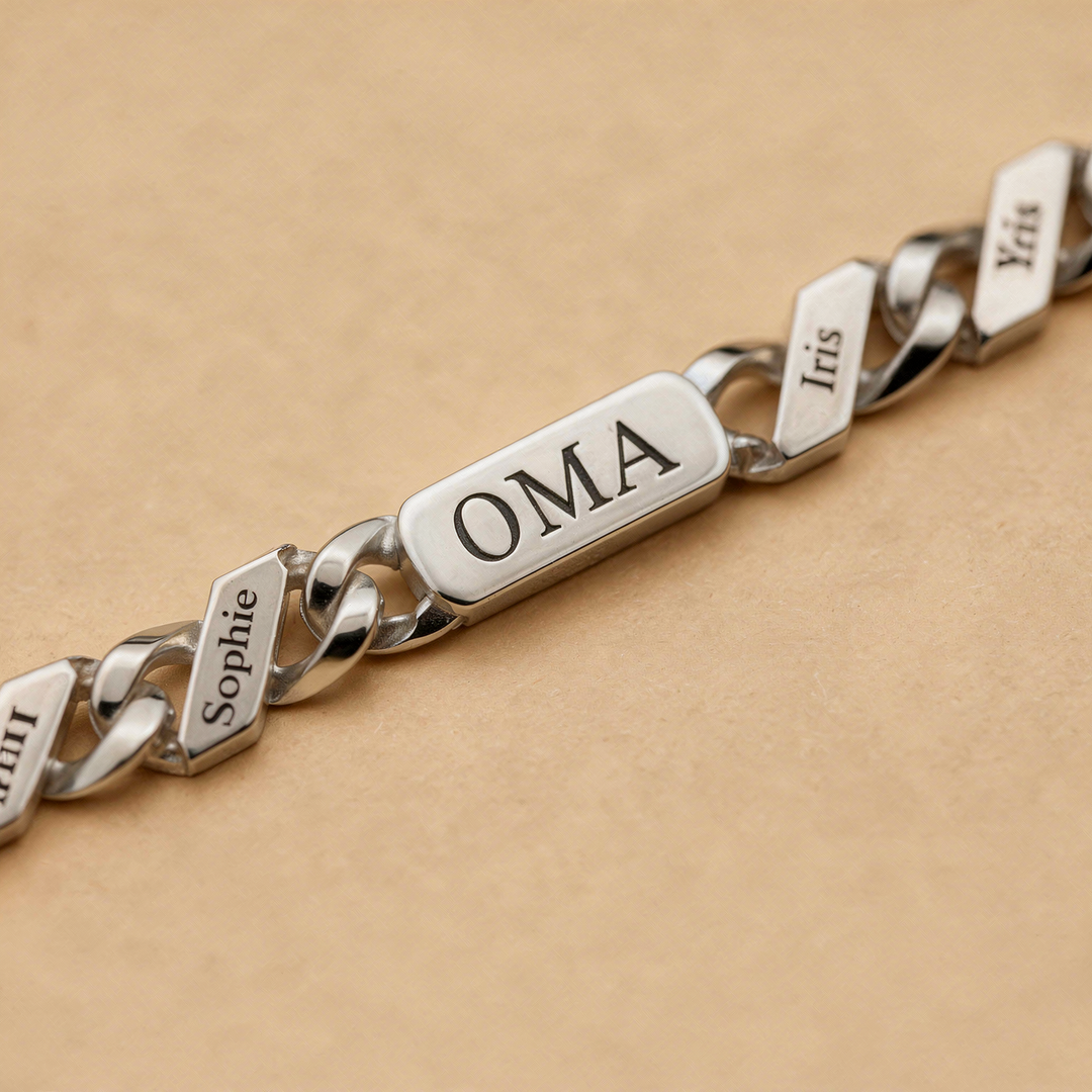 Personalized Family Link Bracelet with Engraved Names – Silver or Gold