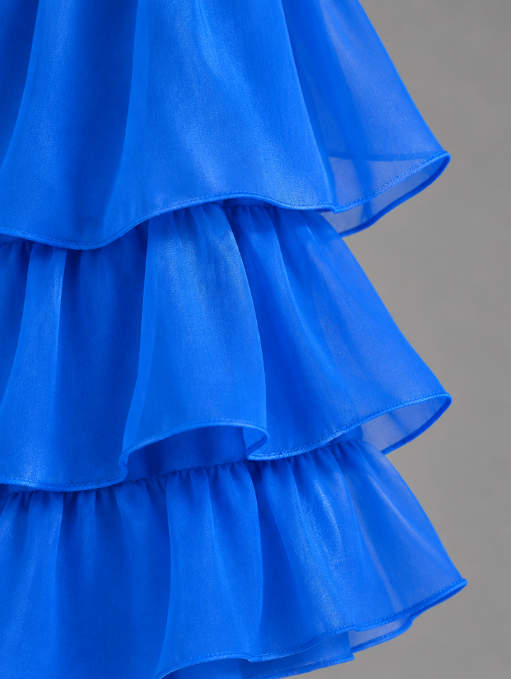Elegant, flowing maxi dress
