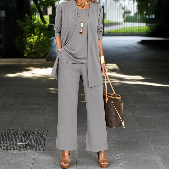 Elegant Three-Piece Pantsuit for Women