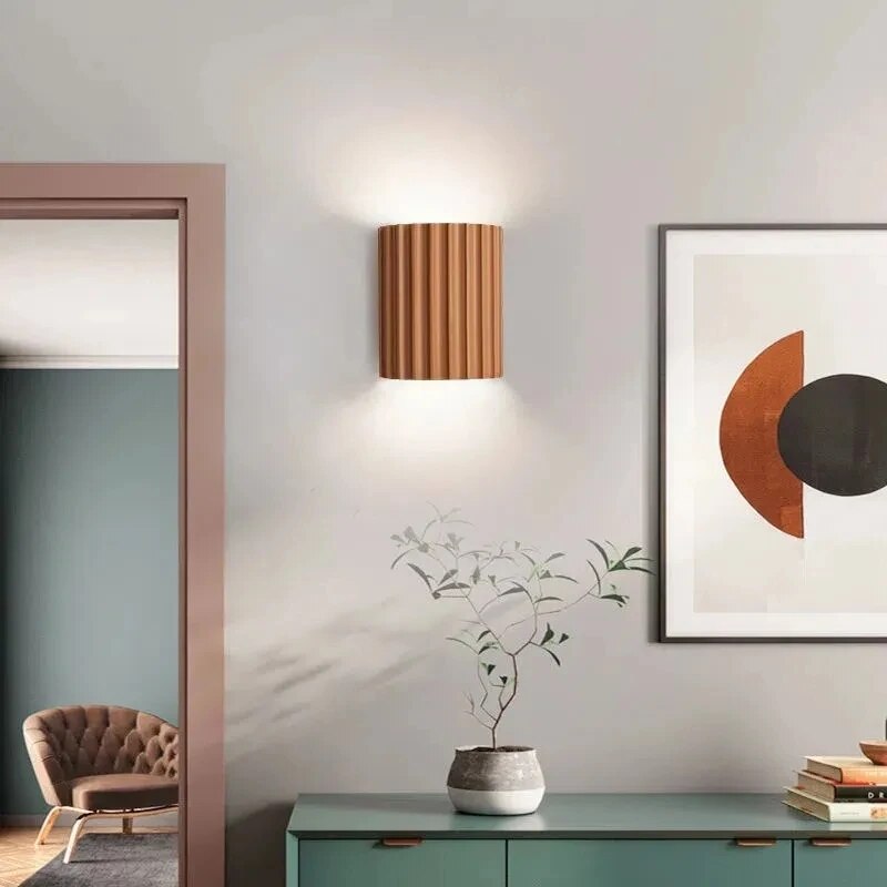 Stylish wall lamps made of synthetic resin - LumiResin