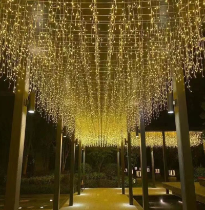 Christmas Delight LED Curtain Lights