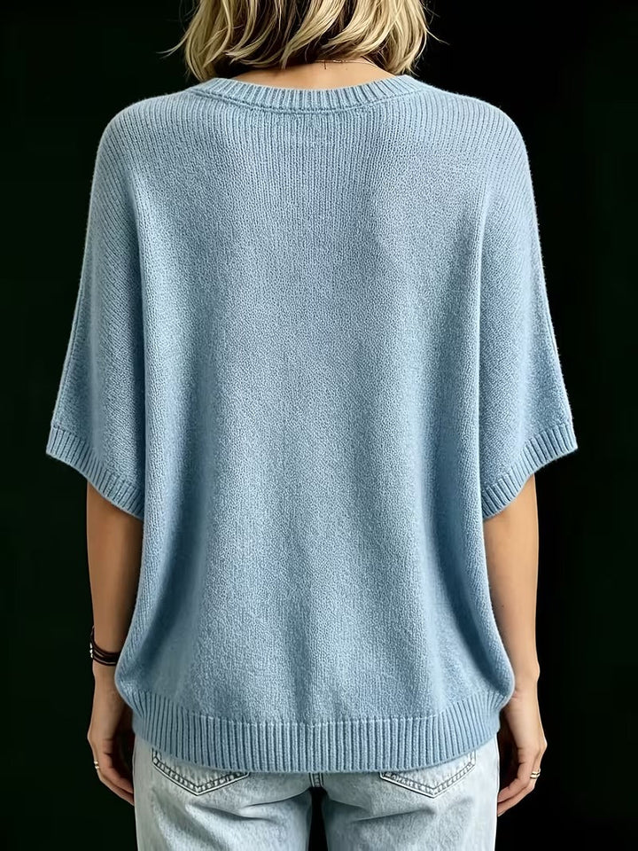 Casual Knit Top with Short Batwing Sleeves and Round Neckline