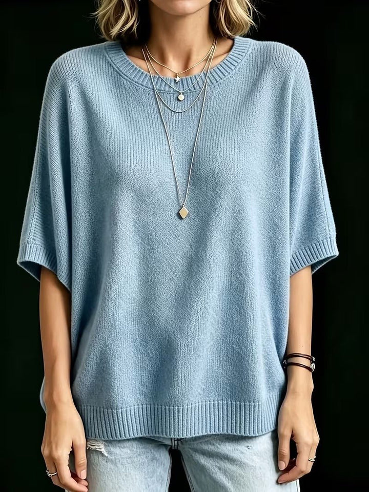 Casual Knit Top with Short Batwing Sleeves and Round Neckline