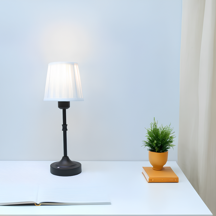 Classic Table Lamp | Cordless | Three Light Modes