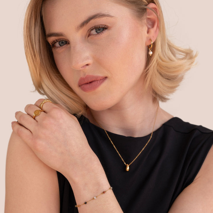 Elegant silver stone bracelet with refined details