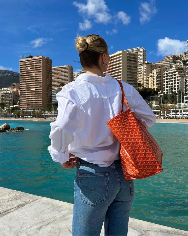 Luxurious Shopper Bag | Elegant and Spacious | Burgundy