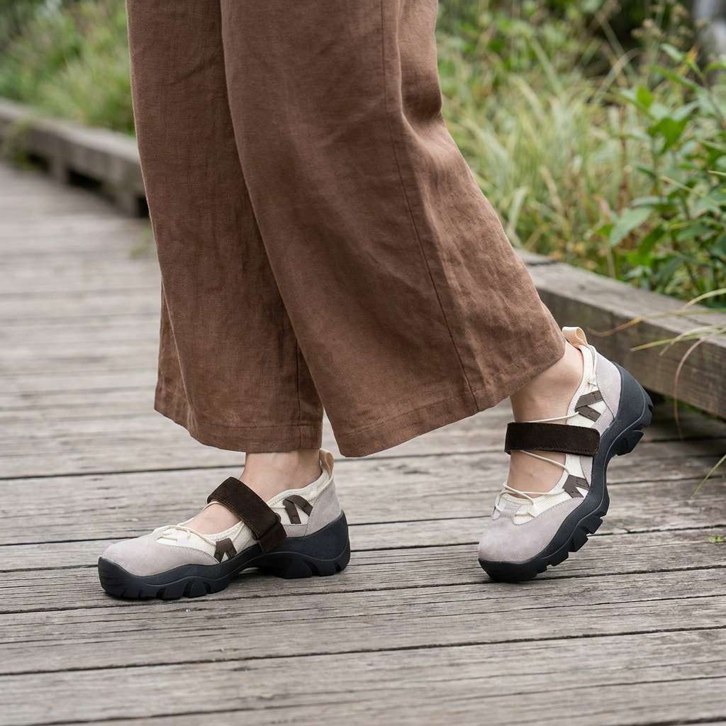 Women's comfort slippers with hook-and-loop strap | Lightweight slip-on shoes