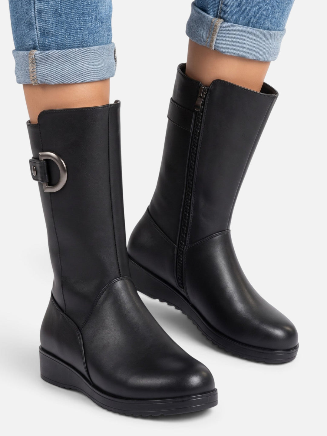 Women's Fur-Lined Boots with Buckle