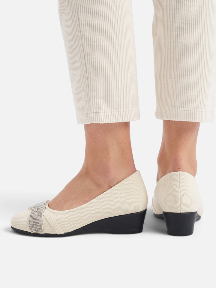 Women's Faux Suede Ballet Flats with Rhinestone Bow