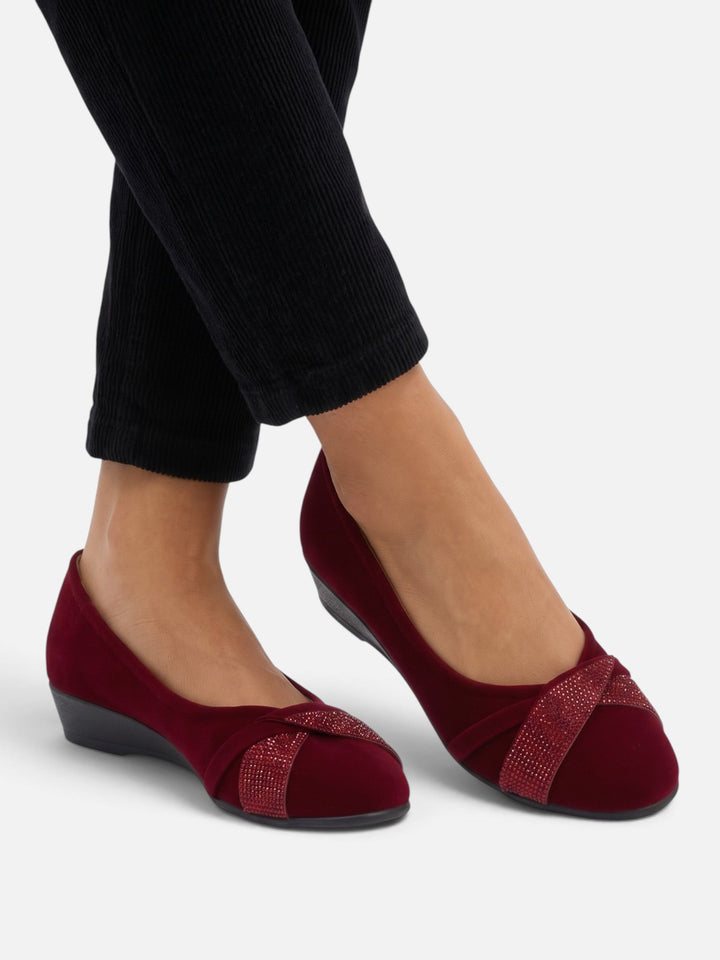 Women's Faux Suede Ballet Flats with Rhinestone Bow