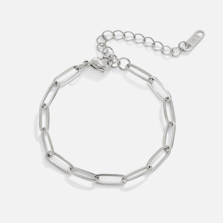 Minimalist silver bracelet with elegant links