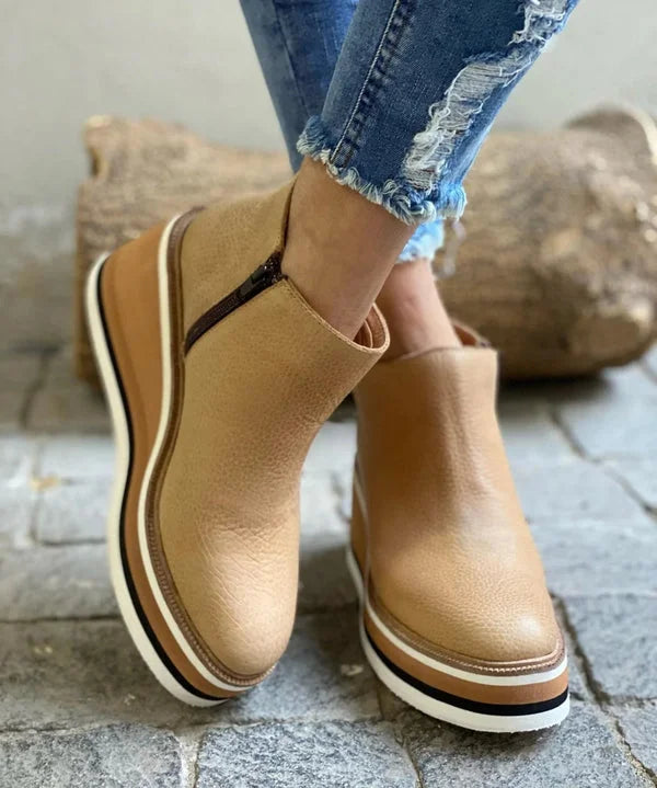 Women's Platform Slip-On Chelsea Boots