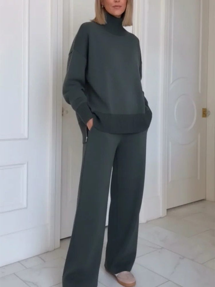 Straight Leg Loungewear Set with Roll Neck and Long Sleeves for Women