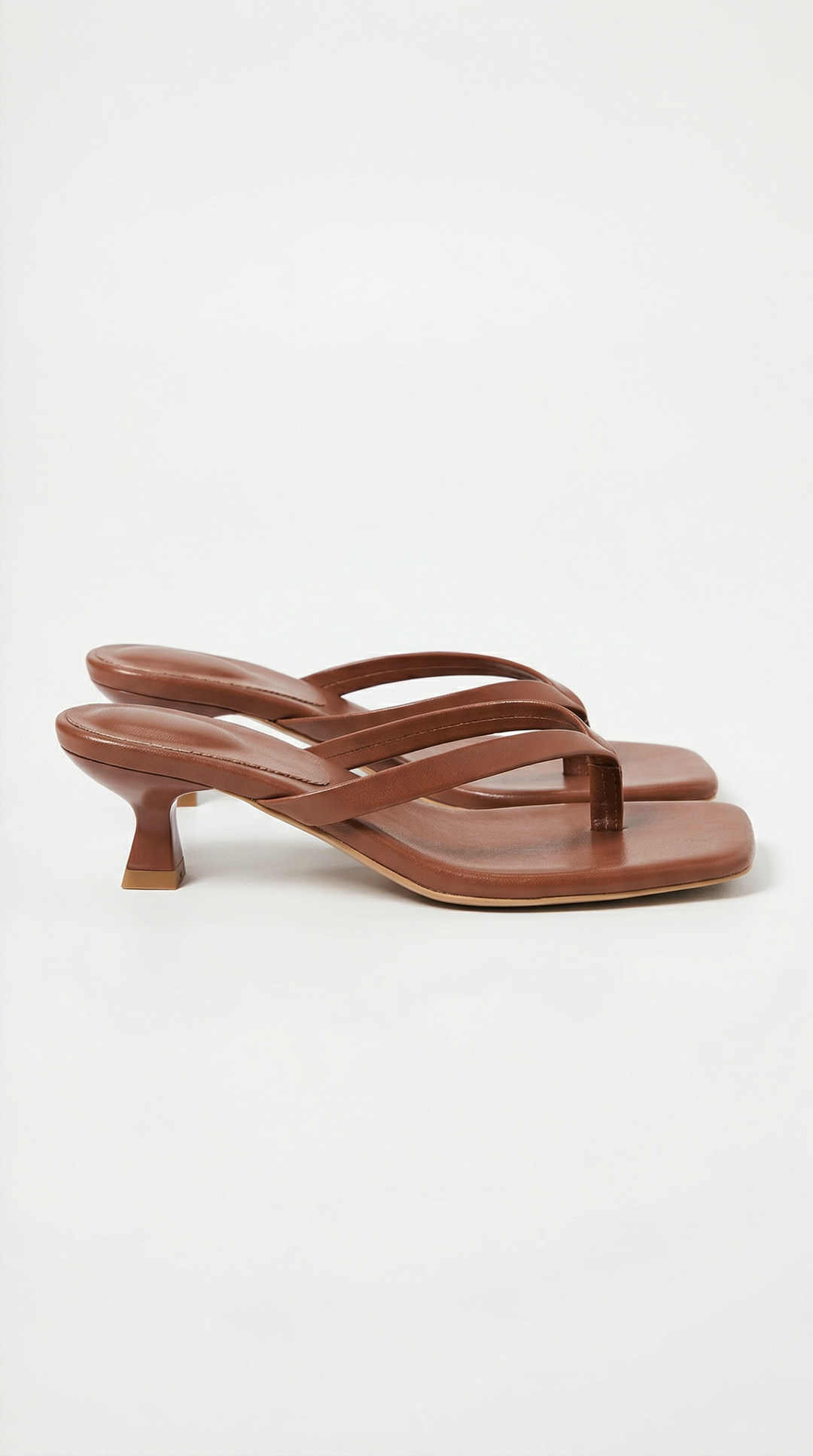 Heeled flip-flops – casual summer sandals for women