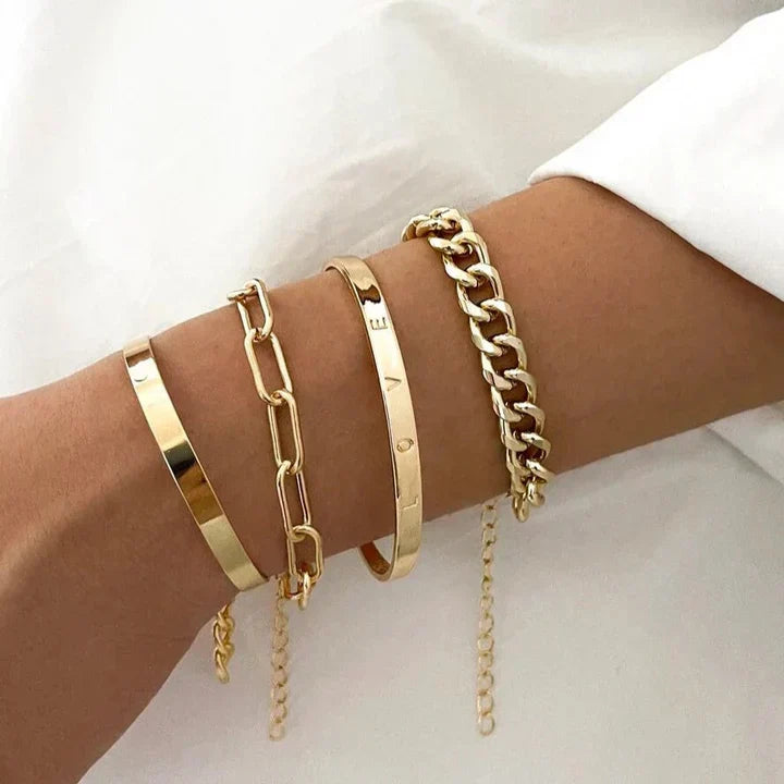 Elegant Gold Bracelet Set with Refined Details