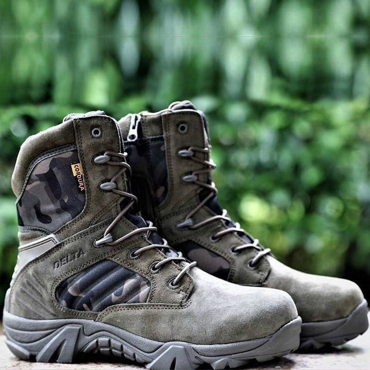 Tactical Military Boots - Insulation and Durability