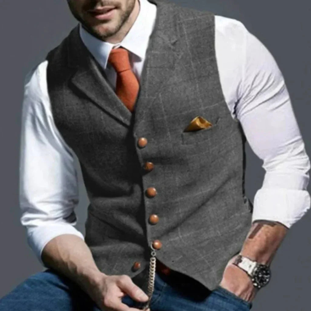 Men’s Vintage Waistcoat – Classic Heritage with Layered Style