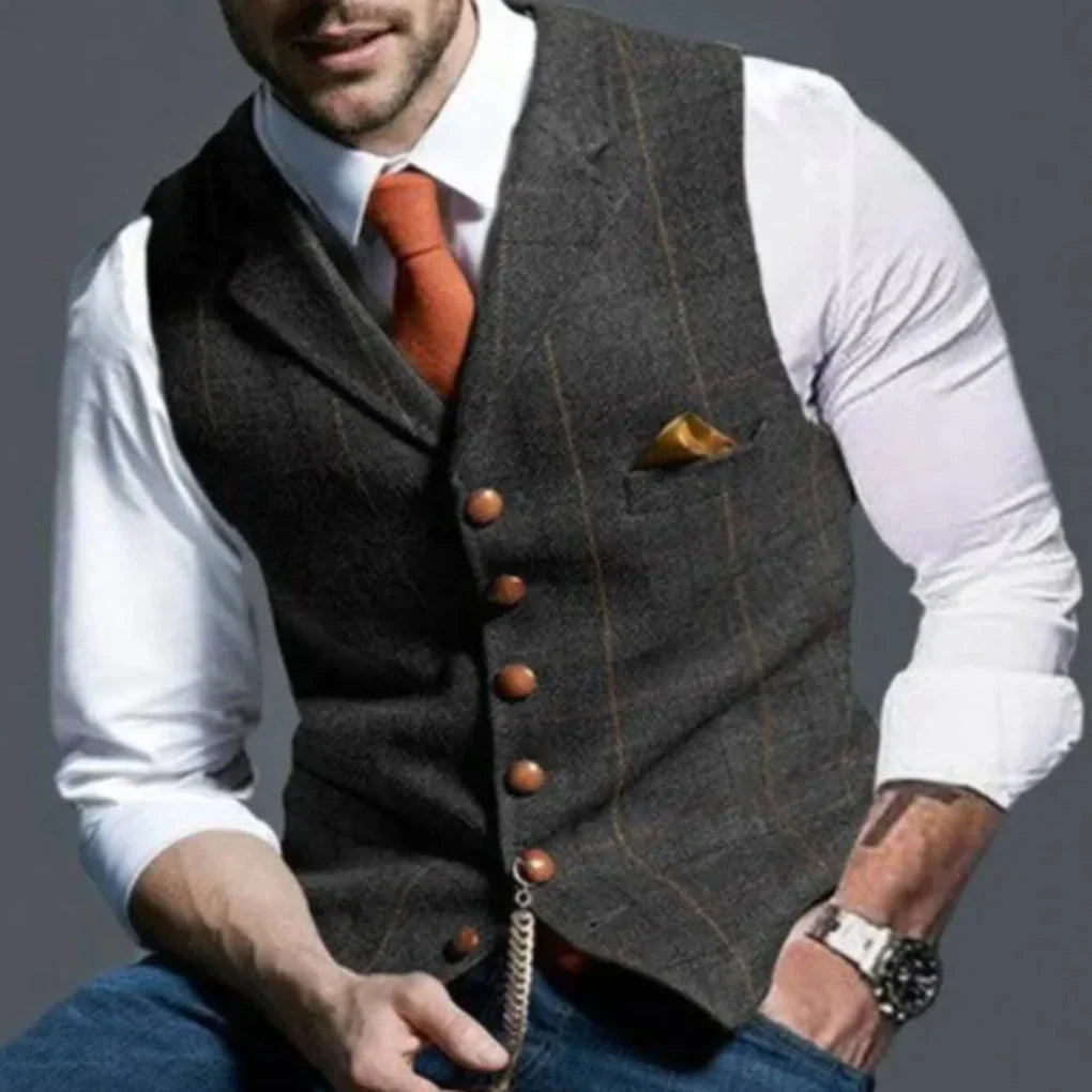Men’s Vintage Waistcoat – Classic Heritage with Layered Style