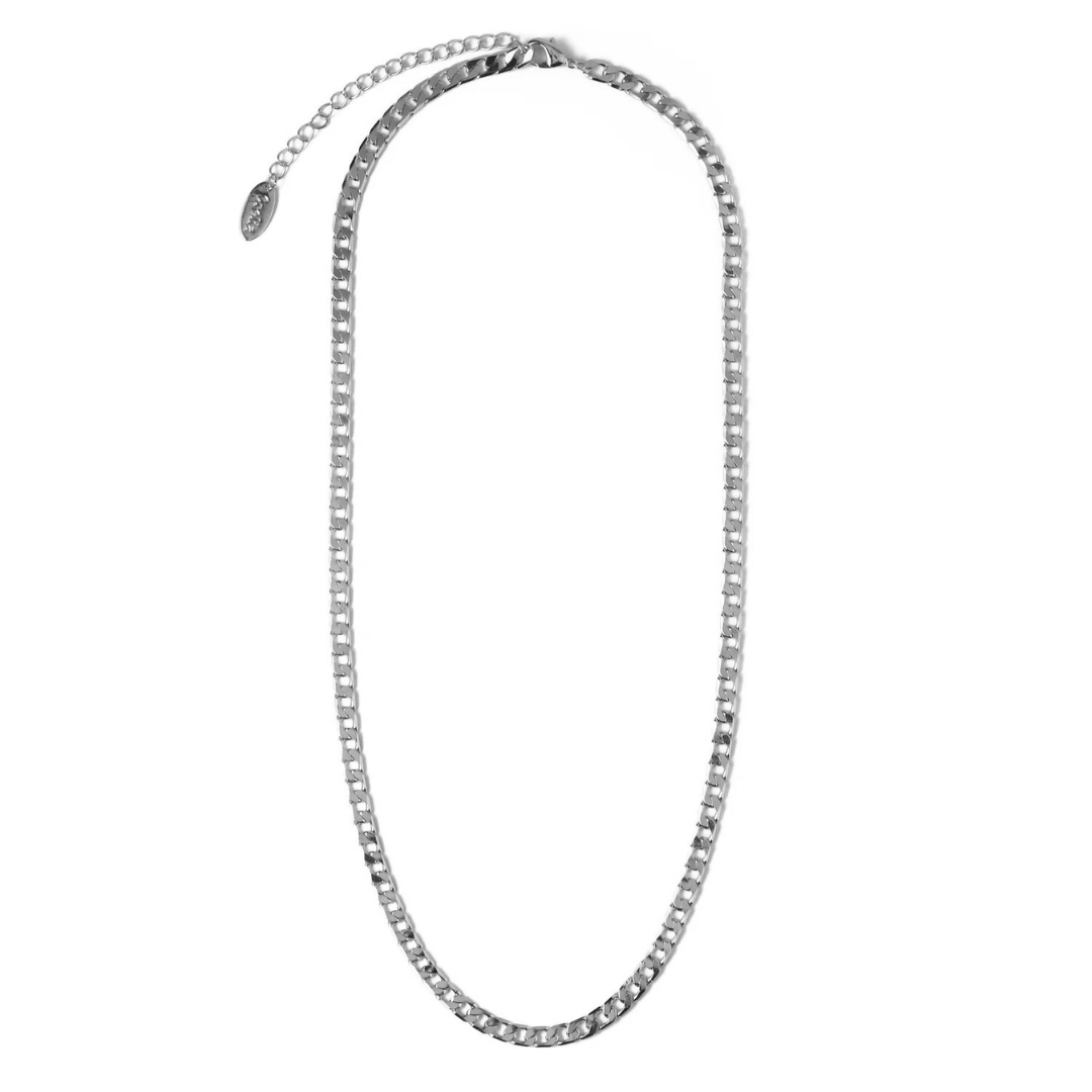 Elegant flat link necklace in white gold