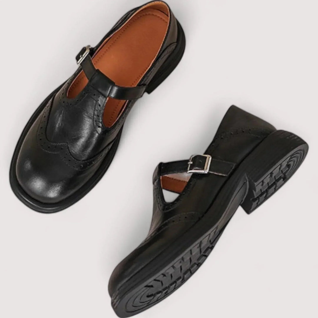 Leather Mary Jane Shoes With T-Strap And Brogue Details