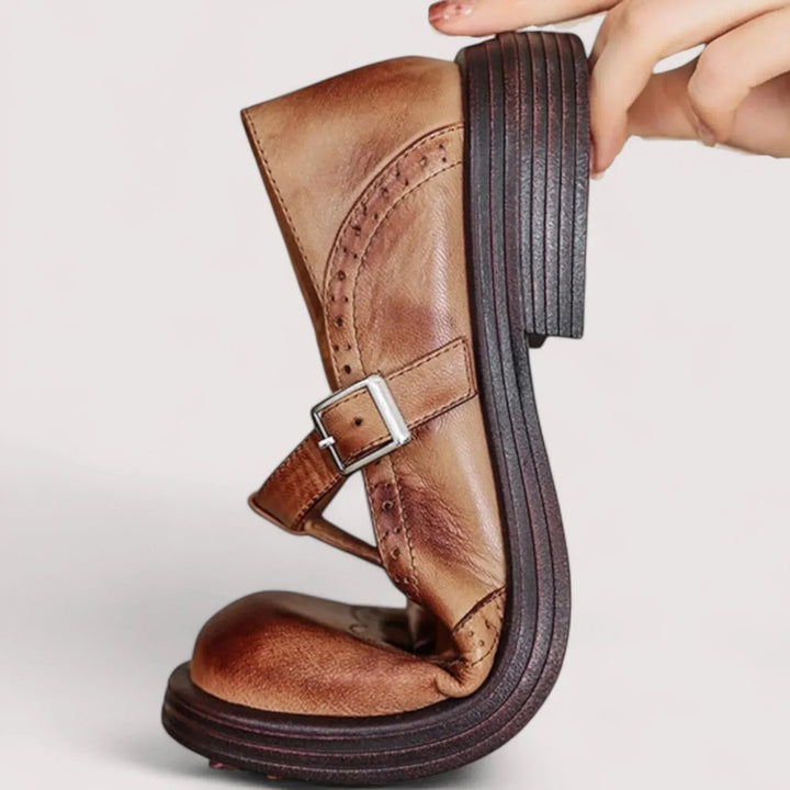 Leather Mary Jane Shoes With T-Strap And Brogue Details
