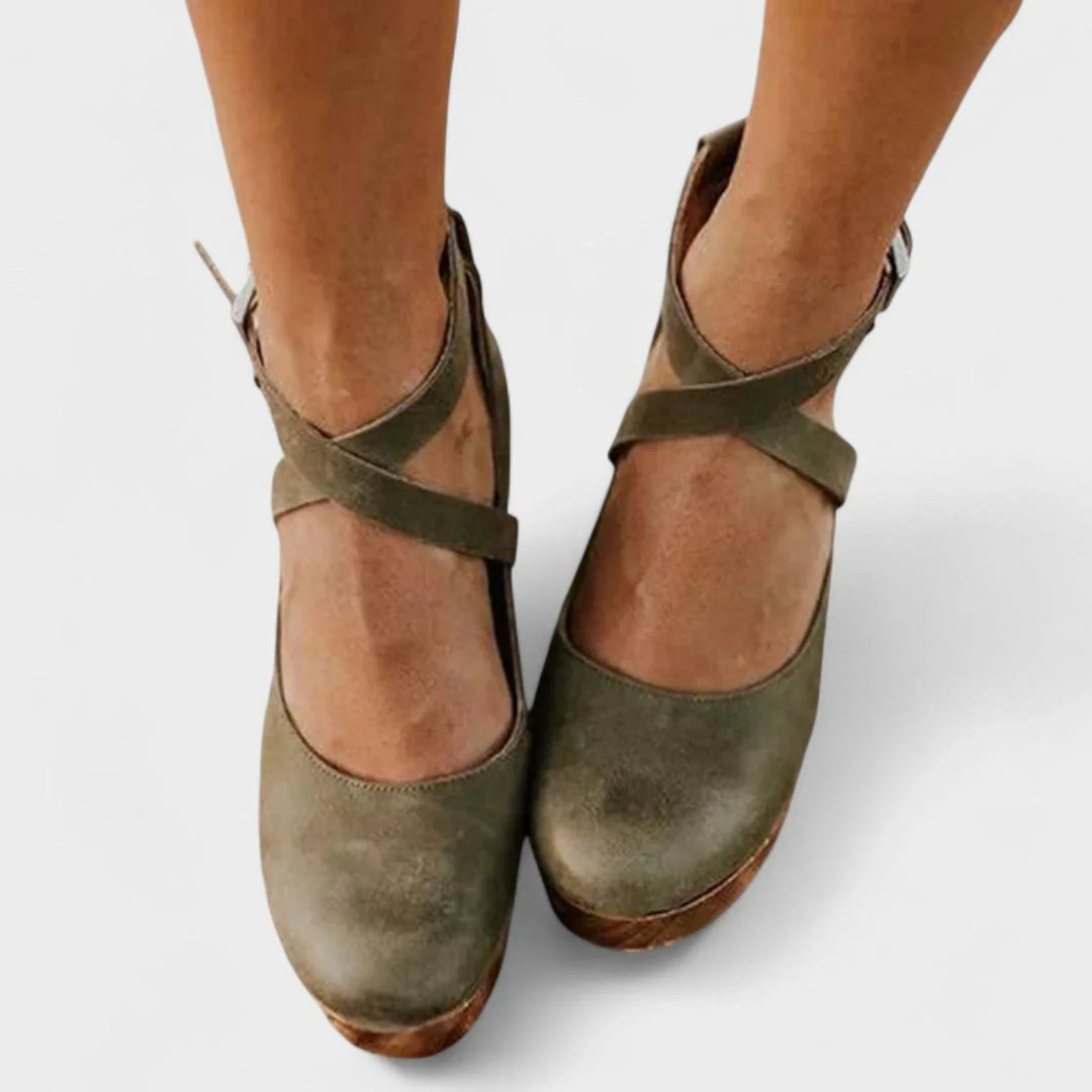 Women's Supportive Leather Platform Sandals with Ankle-Strap Buckle