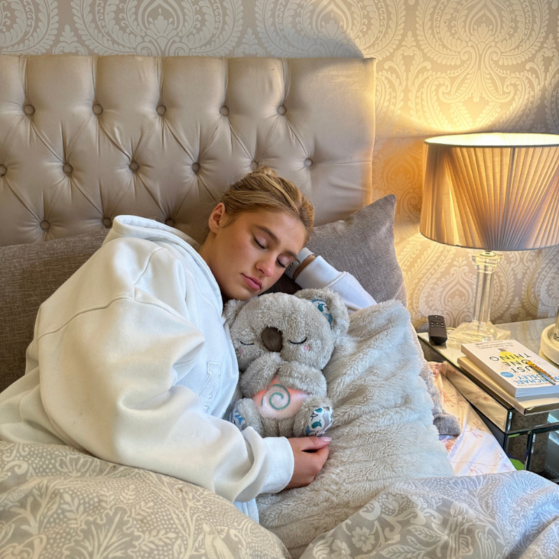Cuddly Friend with Simulated Breathing & Night Light | Stress Relief